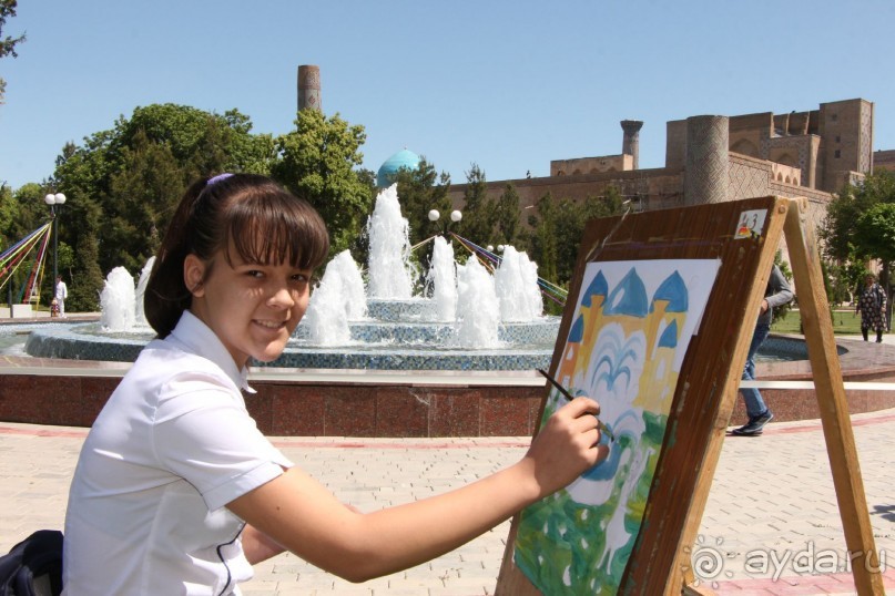 И ВНОВЬ ЗАЖУРЧАЛИ ФОНТАНЫ