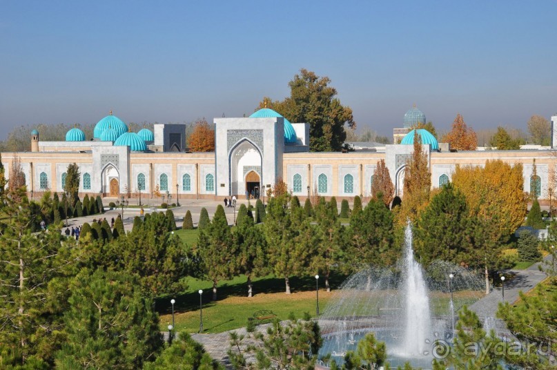 ВЕЛИКИЙ ХАДИСОВЕД