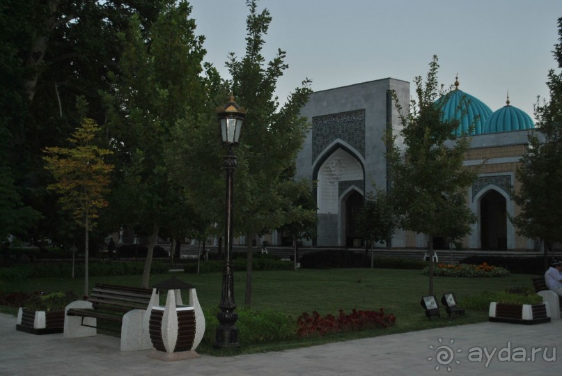 ВЕЛИКИЙ ХАДИСОВЕД