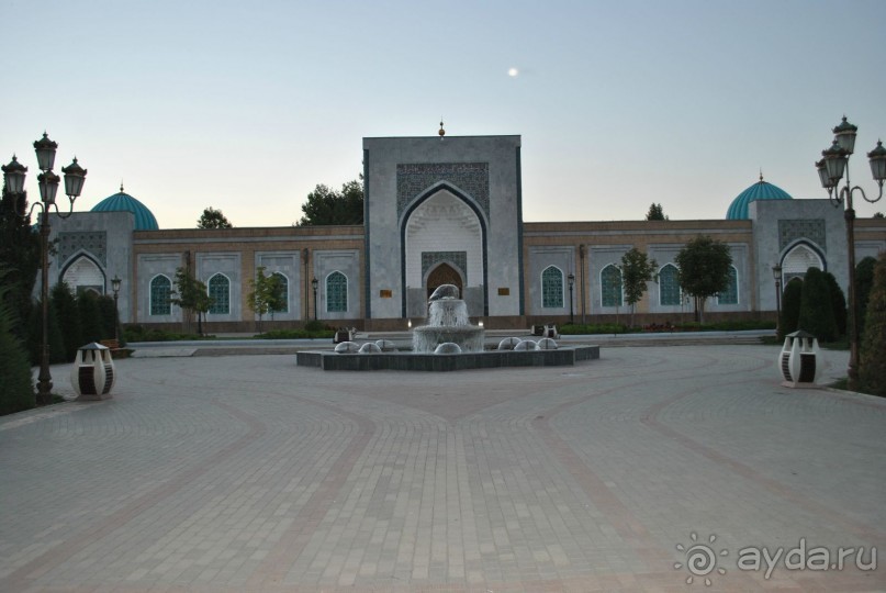 ВЕЛИКИЙ ХАДИСОВЕД