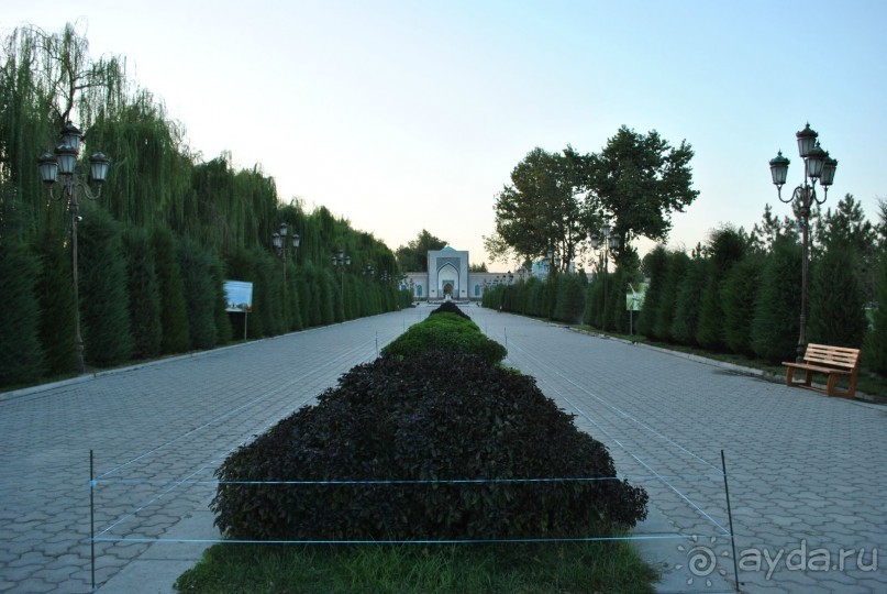 ВЕЛИКИЙ ХАДИСОВЕД