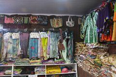 Фабрика шелковых ковров в Самарканде