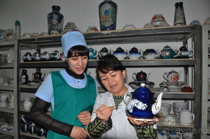Возрождая славу самаркандского фарфора