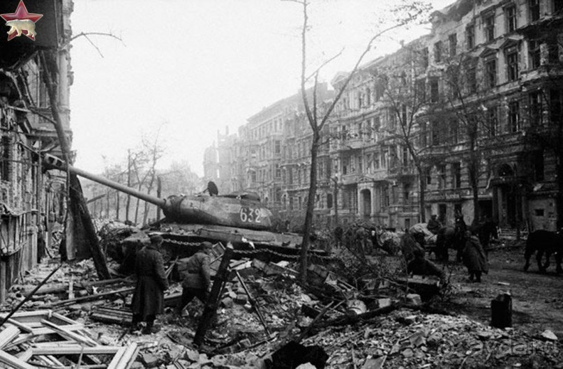 В эти дни и в Самаркандском районе Указ Президента «О поощрении участников Второй мировой войны» и П