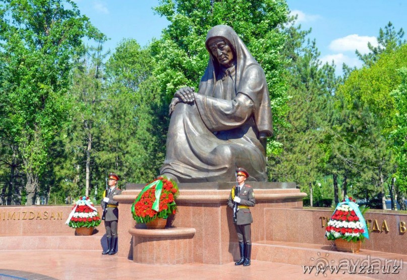 В эти дни и в Самаркандском районе Указ Президента «О поощрении участников Второй мировой войны» и П