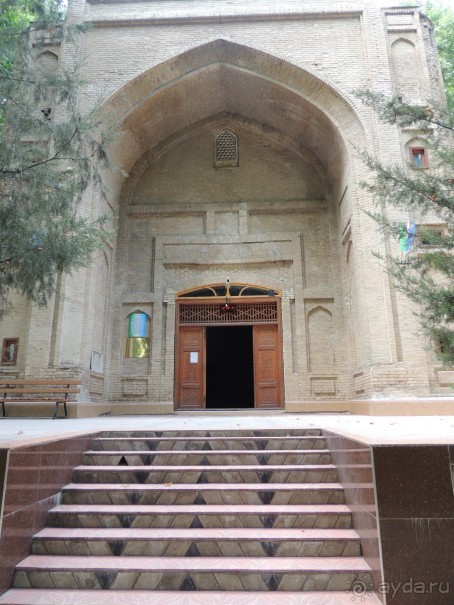 Святыня "Ходжа Чорчинор" в Самарканде