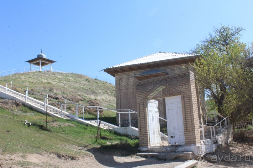 Культовый памятник «Ходжа Мазгил Ота»