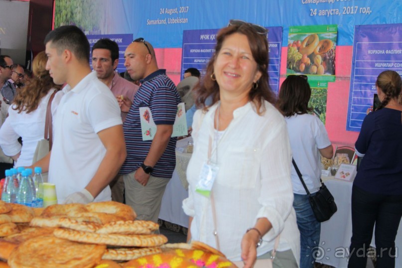 Участники международного симпозиума в Самарканде