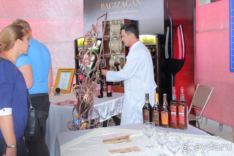 Участники международного симпозиума в Самарканде