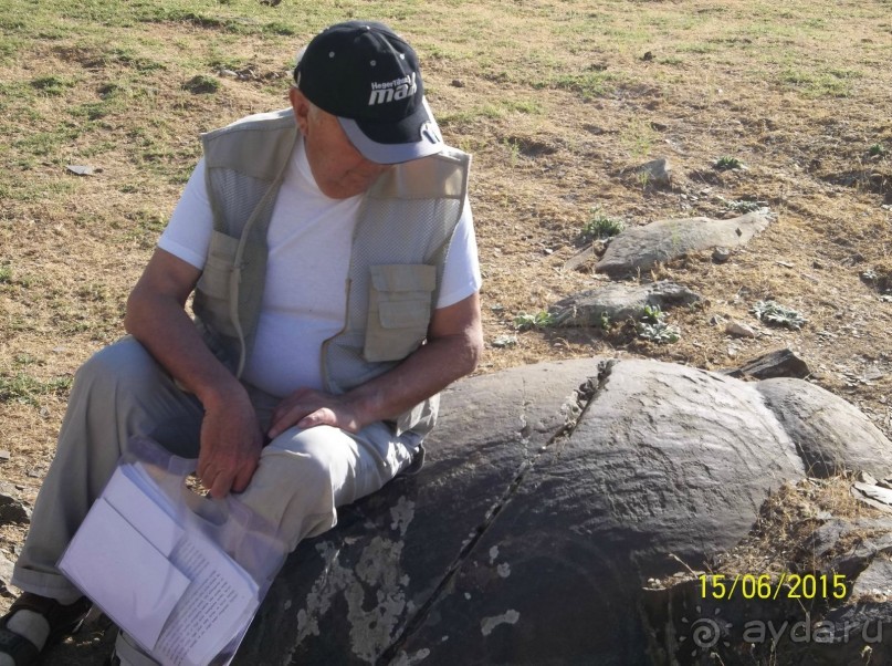 Космические послания в долине реки Сангзар