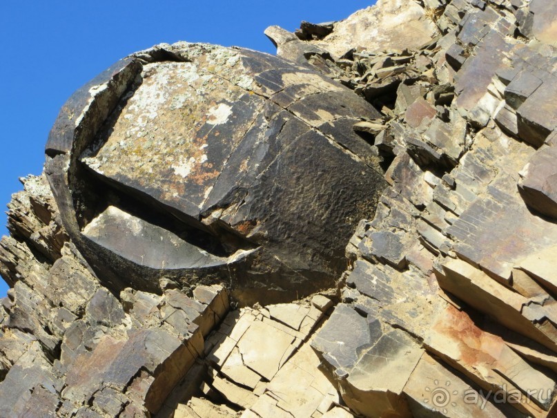 Космические послания в долине реки Сангзар