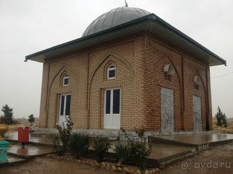 Путешествия по окрестностям Самарканда   Святыня  Ходжа Абдурахман ата 