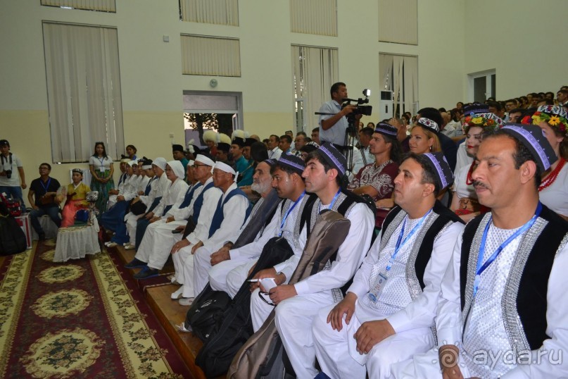 «Шарк тароналари» -  символ мира