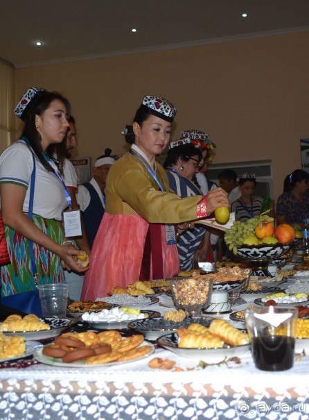 «Шарк тароналари» -  символ мира