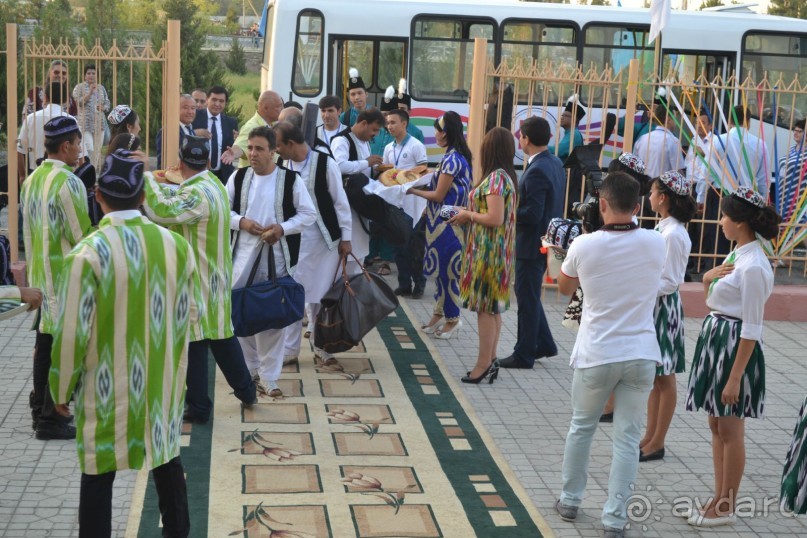 «Шарк тароналари» -  символ мира