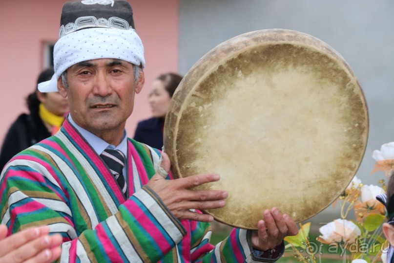 Альбом отзыва "Мягкий ветерок Навруза лелеет наши души"