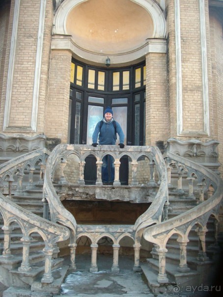 Здание нарзанных Ванн. город Кисловодск.