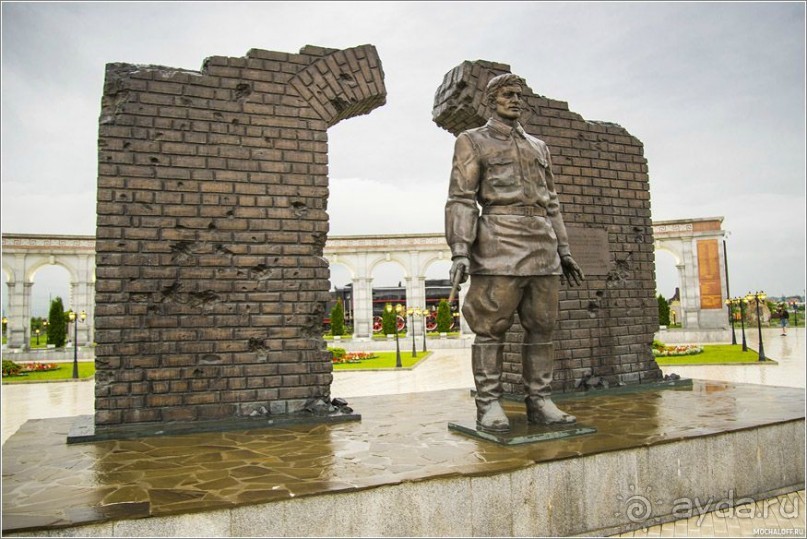 Мемориал. Республика Ингушетия. Памятник последнему защитнику Брестской крепости.