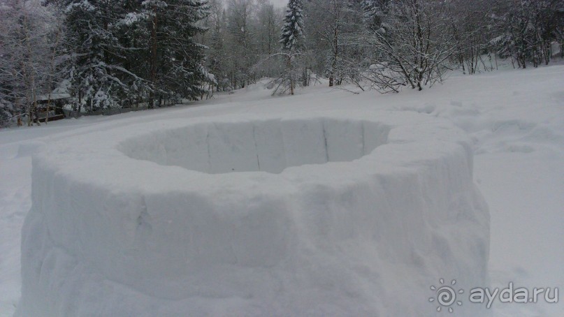 Вот такие вот сооружения встречаются на Таганае.