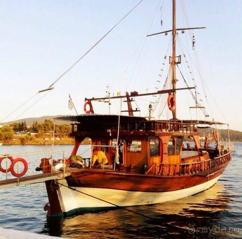 Круиз “Вечерний Торонеос”