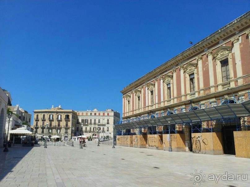 Альбом отзыва "Необычайный город Бари "