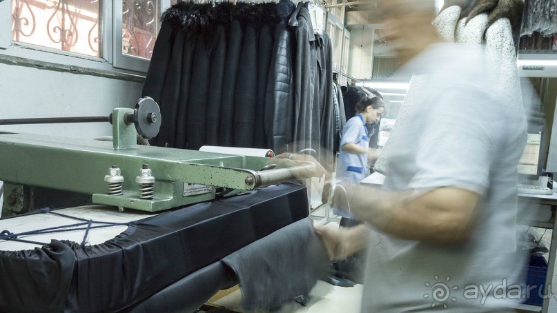 Фабрика LEVINSON, изделия из кожи и меха в Стамбуле