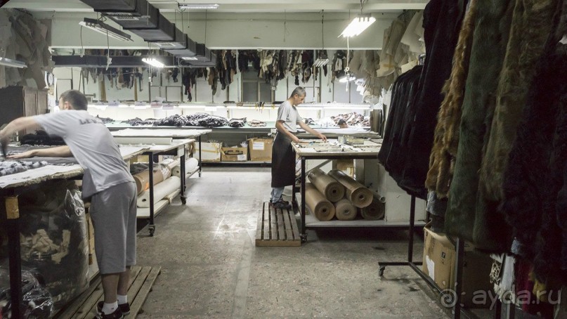 Фабрика LEVINSON, изделия из кожи и меха в Стамбуле