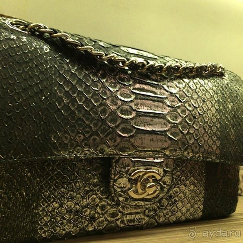 Фабрика LEVINSON, изделия из кожи и меха в Стамбуле