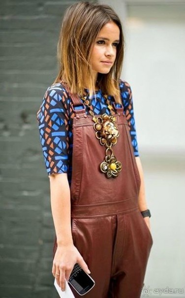 Фабрика LEVINSON, изделия из кожи и меха в Стамбуле