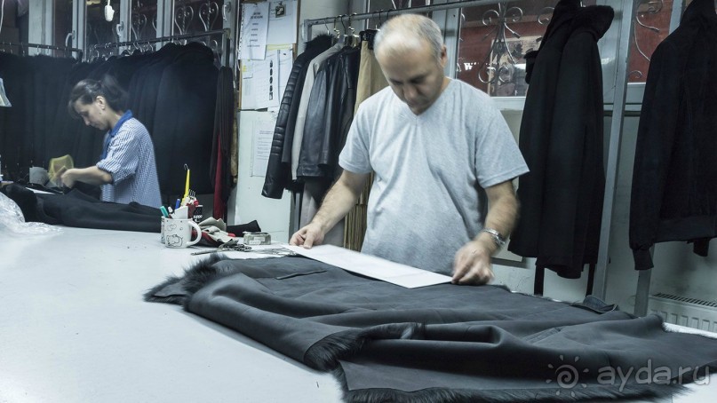 Фабрика LEVINSON, изделия из кожи и меха в Стамбуле