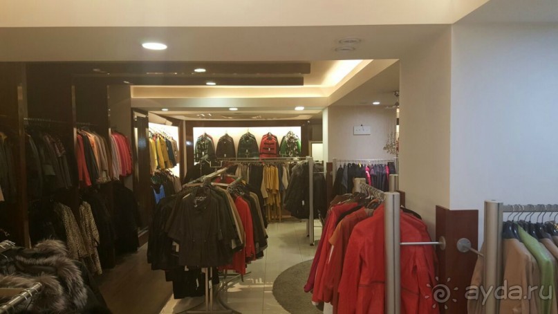 Фабрика LEVINSON, изделия из кожи и меха в Стамбуле