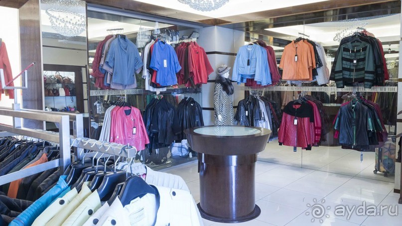 Фабрика LEVINSON, изделия из кожи и меха в Стамбуле