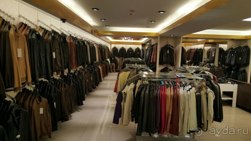 Фабрика LEVINSON, изделия из кожи и меха в Стамбуле