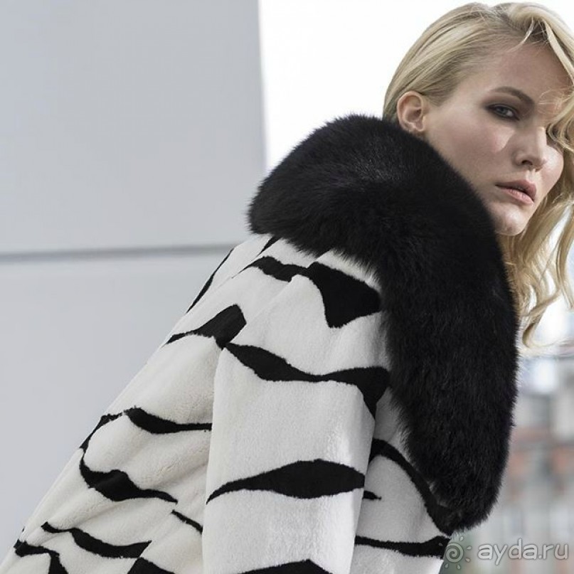 Фабрика LEVINSON, изделия из кожи и меха в Стамбуле