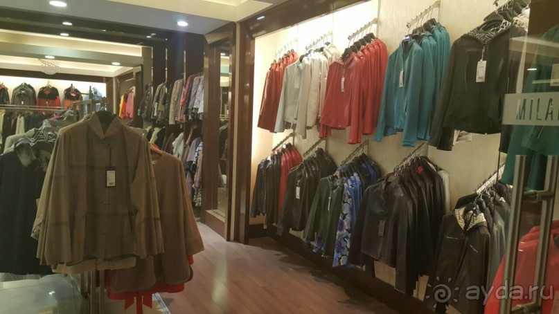 Фабрика LEVINSON, изделия из кожи и меха в Стамбуле