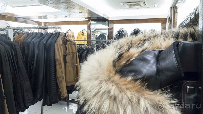 Фабрика LEVINSON, изделия из кожи и меха в Стамбуле