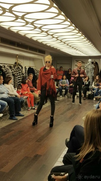 Фабрика LEVINSON, изделия из кожи и меха в Стамбуле