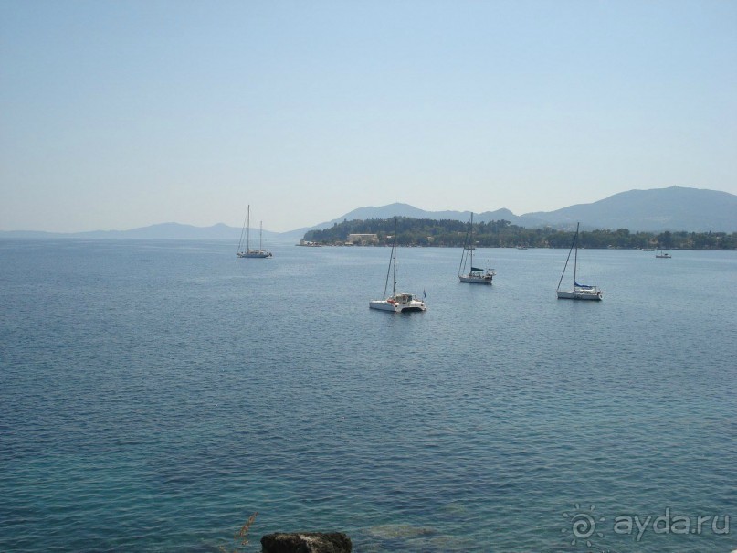 И ура! Нас поселили около моря