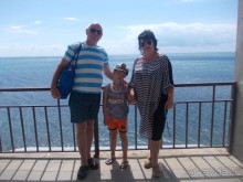 Для дедушек и бабушек с внуками -отличный! Для дедушек и бабушек с внуками -отличный!