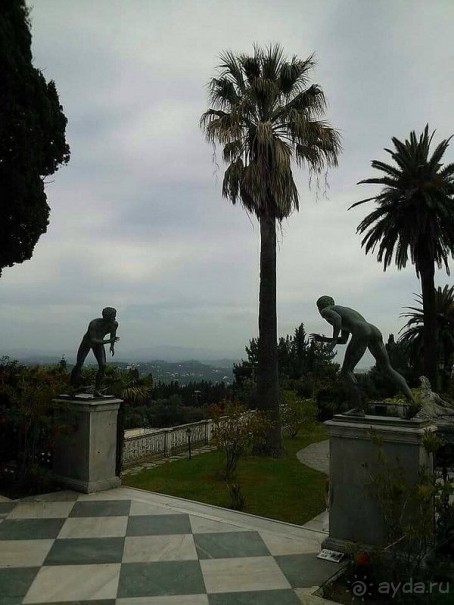 Обзорная экскурсия по острову Корфу в компании Музенидис