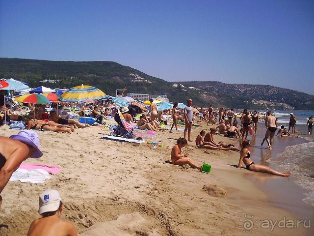 Албена-Лора**- Вид на пляж, скидки на зонты и лежаки