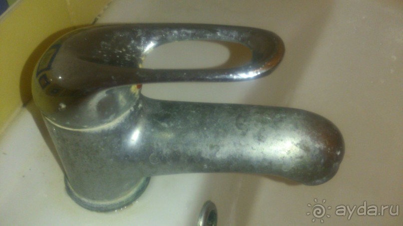 кран умывальника