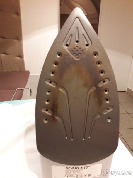 Рабочая поверхность утюга "до" чистки