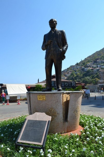 Теплое море и ласковое солнце Турции