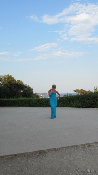 Пока в Крыму нас не очень любят.