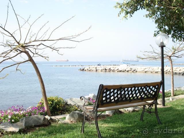 фото Crowne Plaza Limassol