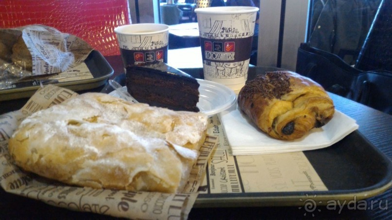 Кафе "LA CROISSANTERIE"