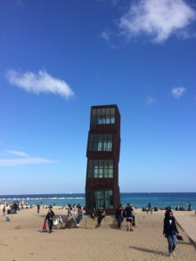 Барселона, Барселонетта, Бадалона и Ситжес с ребенком в мае