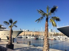 Барселона, Барселонетта, Бадалона и Ситжес с ребенком в мае