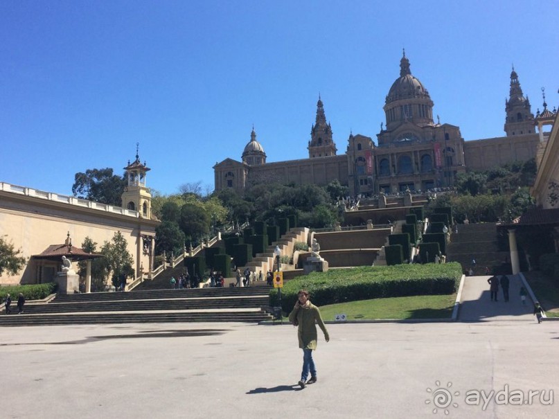 Барселона, Барселонетта, Бадалона и Ситжес с ребенком в мае